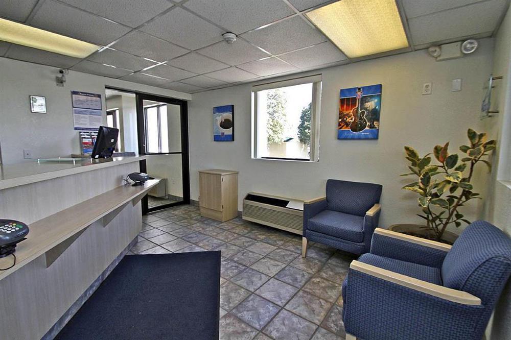 Motel 6-Council Bluffs, Ia - Omaha East Интерьер фото